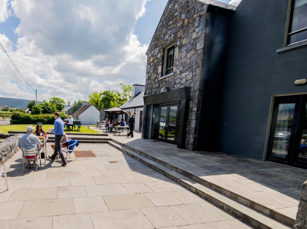 Burren Atlantic Hotel & Holiday Cottages Ballyvaughan Eksteriør billede