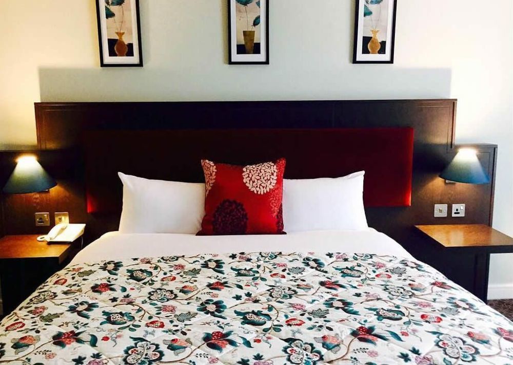 Burren Atlantic Hotel & Holiday Cottages Ballyvaughan Eksteriør billede
