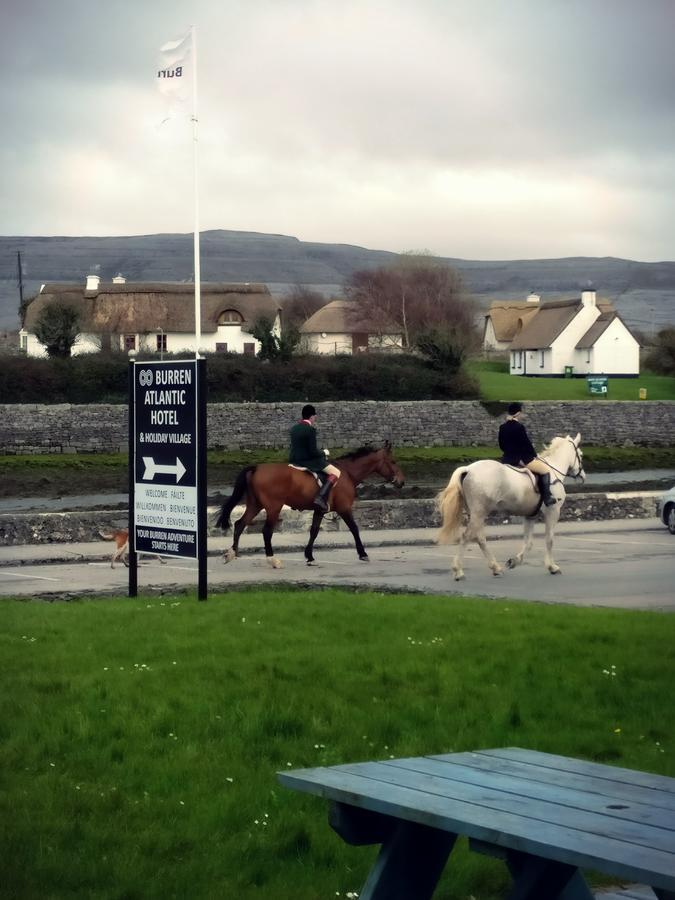 Burren Atlantic Hotel & Holiday Cottages Ballyvaughan Eksteriør billede